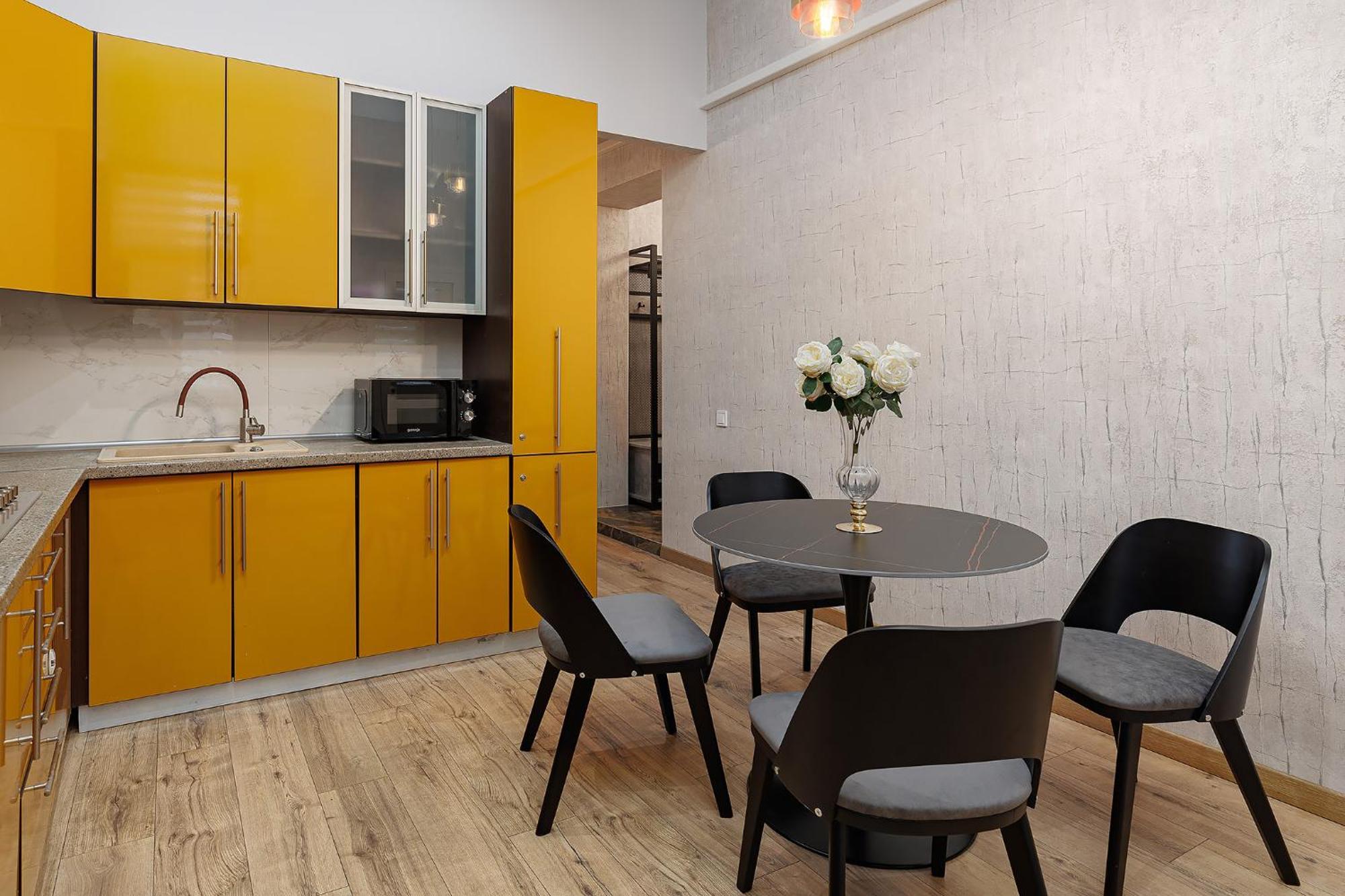 2 - Bedroom Apartments Galicia Lviv Exterior photo