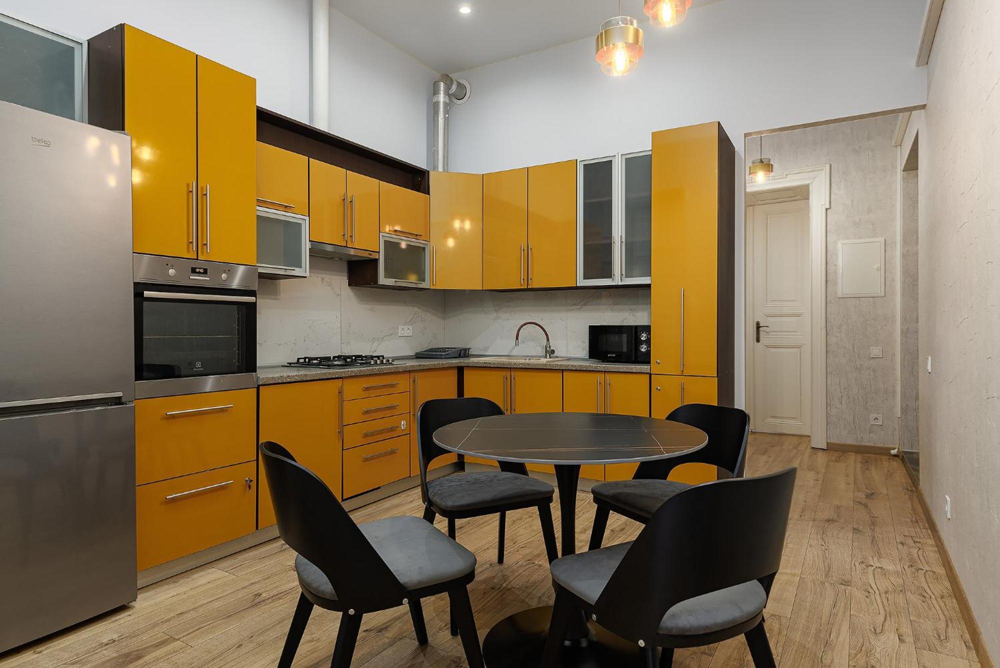 2 - Bedroom Apartments Galicia Lviv Exterior photo